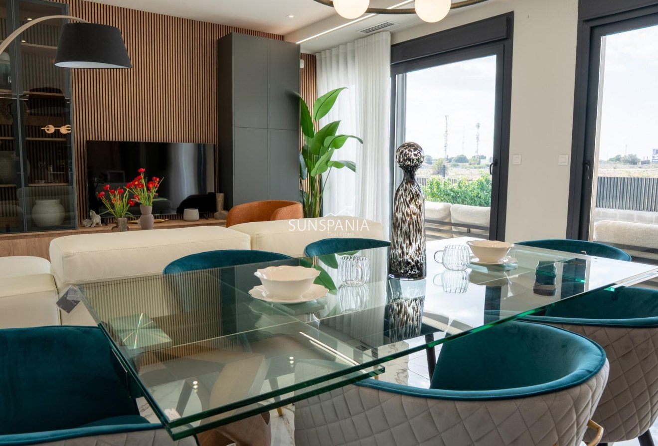 Obra nueva - Chalet -
Ciudad Quesada - Lo Marabú