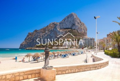 Obra nueva - Piso -
Calpe - Playa Cantal Roig