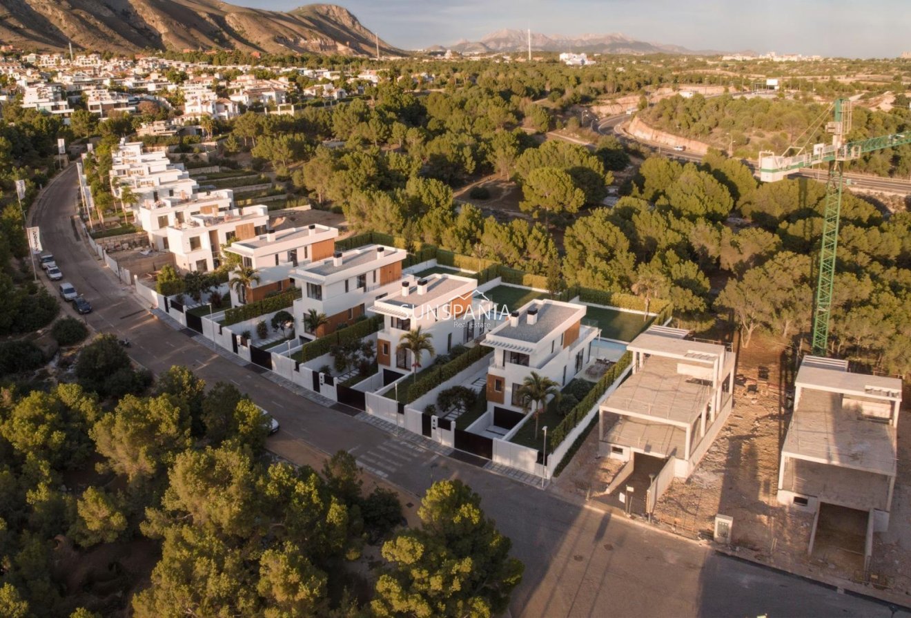 Obra nueva - Chalet -
Finestrat - Sierra Cortina