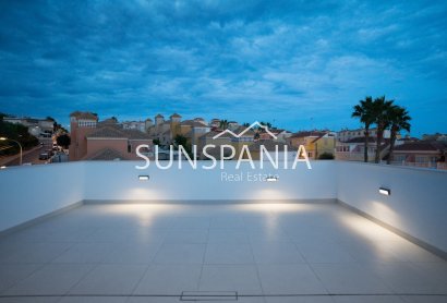 New Build - Villa -
San Miguel de Salinas - El Galán