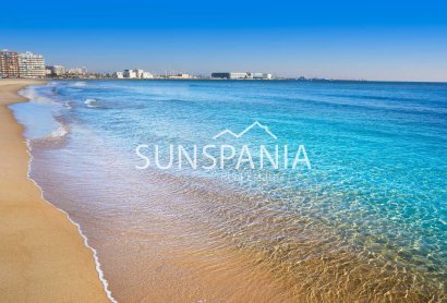 Obra nueva - Piso -
Santa Pola - Estacion de autobuses