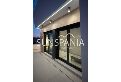 New Build - Villa -
San Miguel de Salinas - El Galán