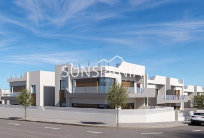 Obra nueva - Piso -
San Miguel de Salinas - Pueblo