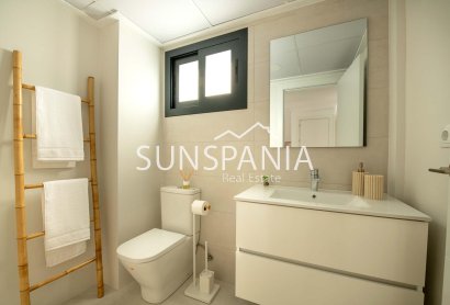 Obra nueva - Piso -
Cox - San Fernando