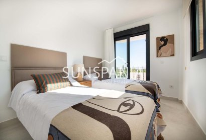 Obra nueva - Piso -
Cox - San Fernando