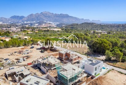 Obra nueva - Chalet -
Polop - Urbanizaciones