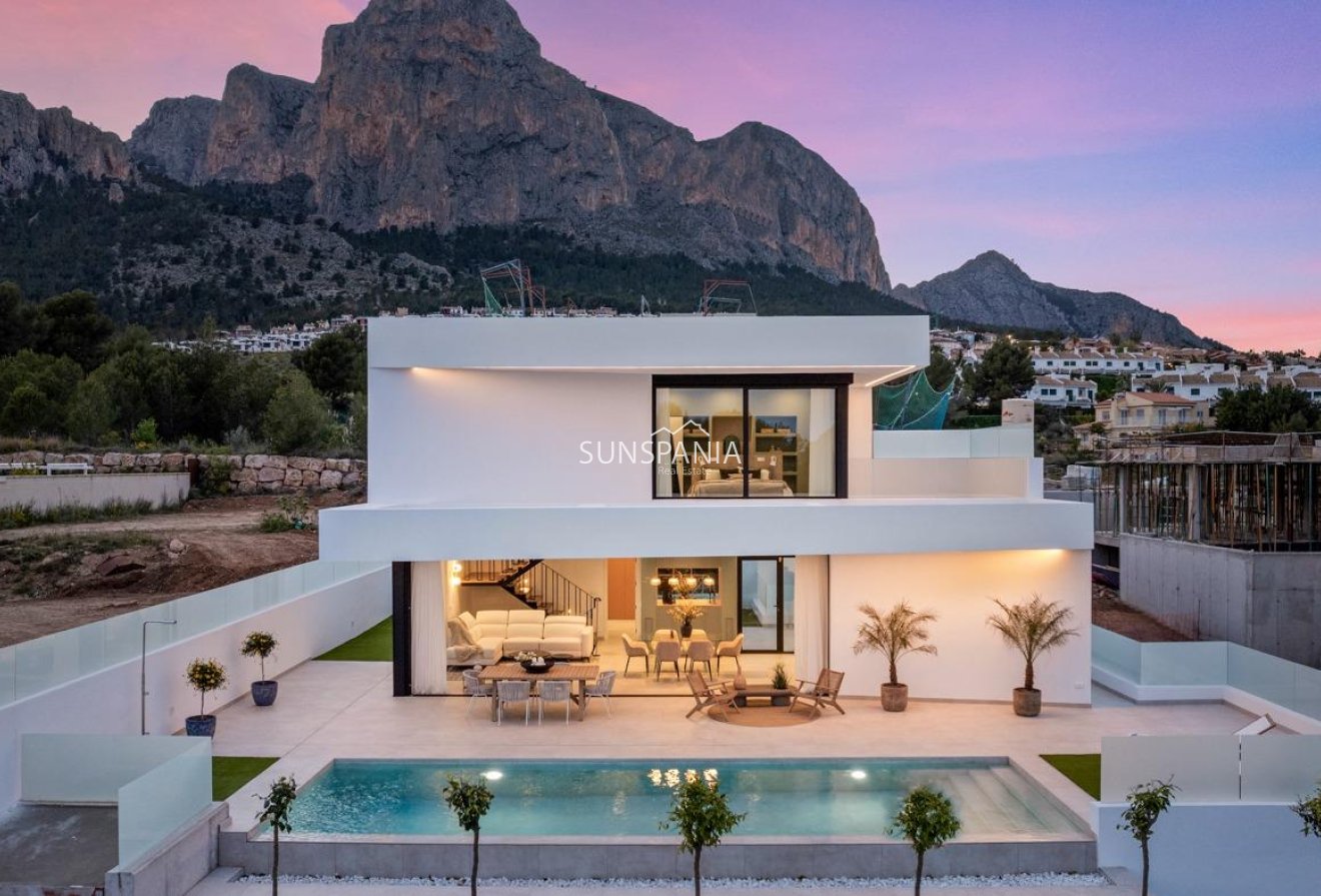 Obra nueva - Chalet -
Polop - Urbanizaciones