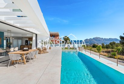 Obra nueva - Chalet -
Polop - Urbanizaciones