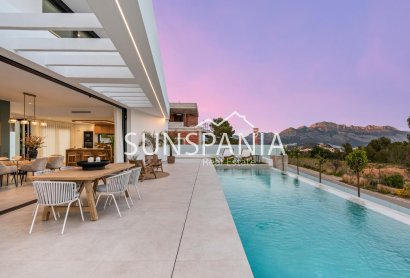 Obra nueva - Chalet -
Polop - Urbanizaciones