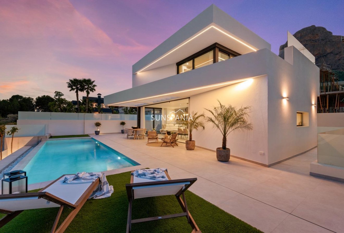 Obra nueva - Chalet -
Polop - Urbanizaciones