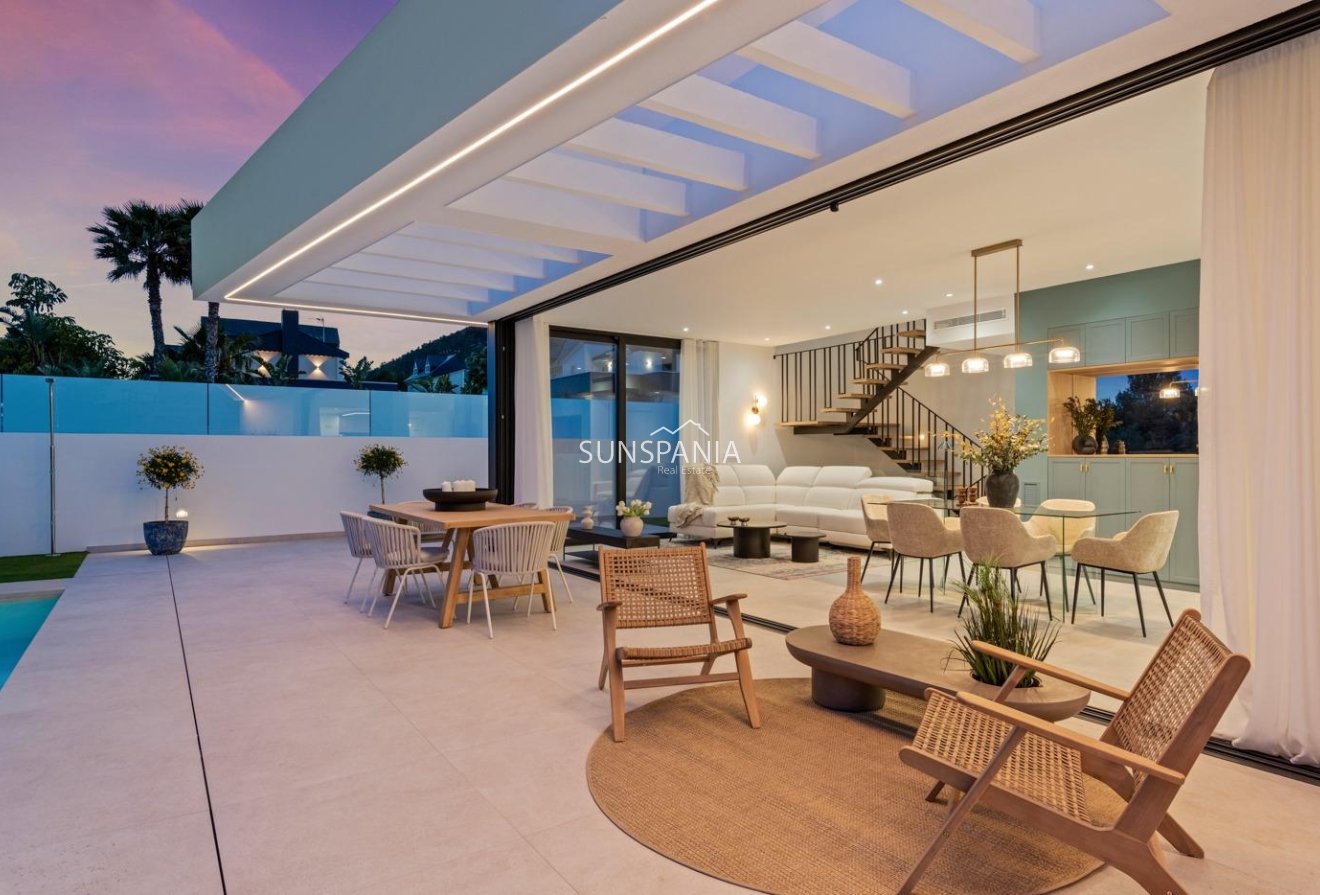 Obra nueva - Chalet -
Polop - Urbanizaciones