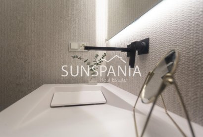 Obra nueva - Piso -
Denia - L´Estanyó (Marinas)