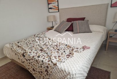 Obra nueva - Piso -
Avileses - pueblo