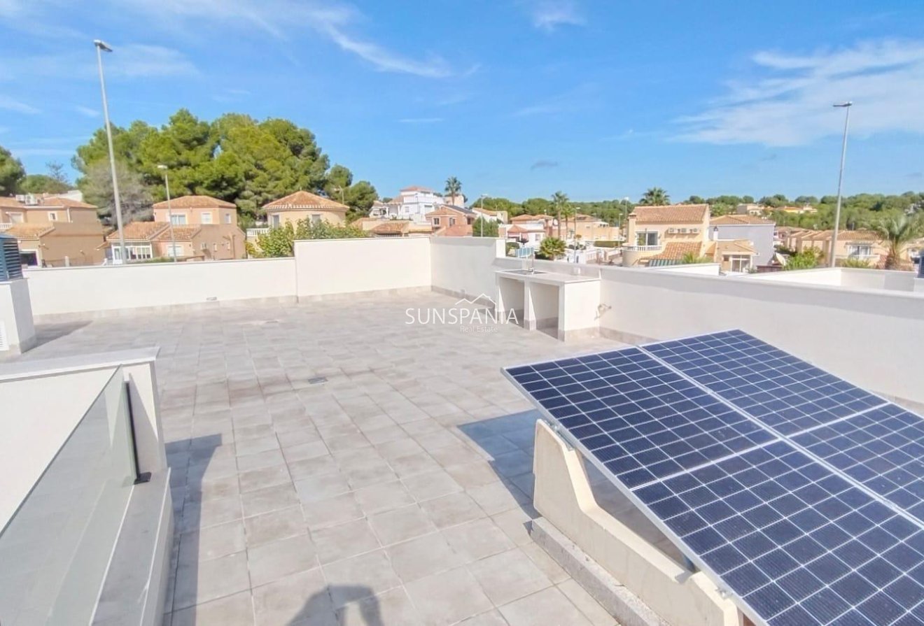 Obra nueva - Chalet -
Pilar de la Horadada - Pinar de Campoverde