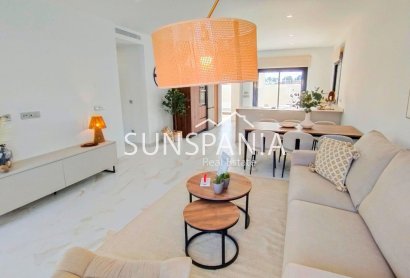 Obra nueva - Chalet -
Pilar de la Horadada - Pinar de Campoverde