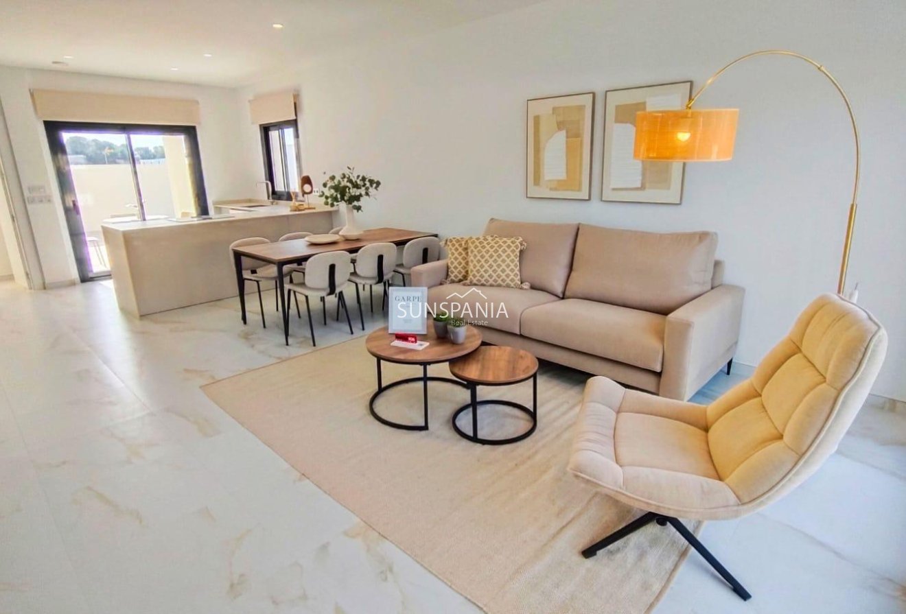 Obra nueva - Chalet -
Pilar de la Horadada - Pinar de Campoverde