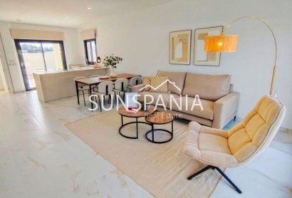 Obra nueva - Chalet -
Pilar de la Horadada - Pinar de Campoverde