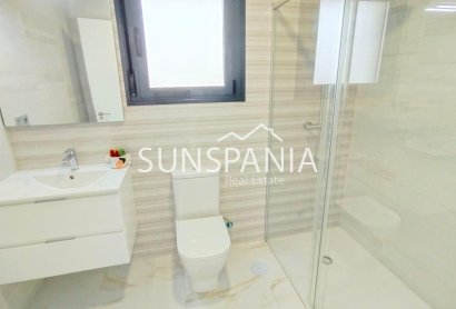 Obra nueva - Chalet -
Pilar de la Horadada - Pinar de Campoverde