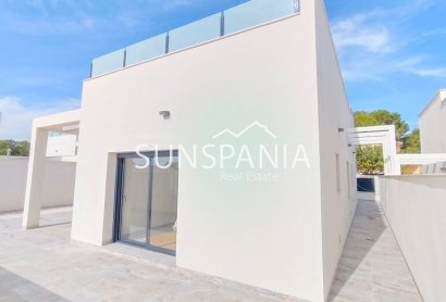 Obra nueva - Chalet -
Pilar de la Horadada - Pinar de Campoverde