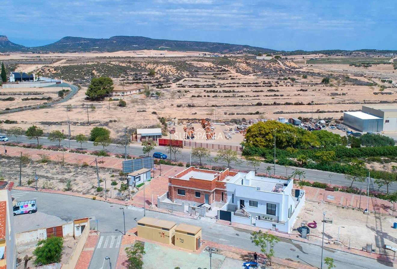 Obra nueva - Chalet -
Sucina