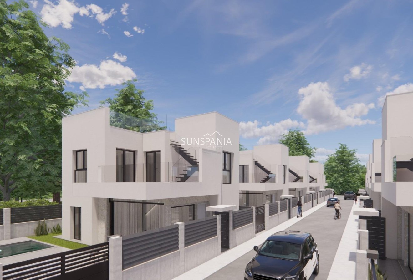 Obra nueva - Chalet -
Los Montesinos - La Herrada