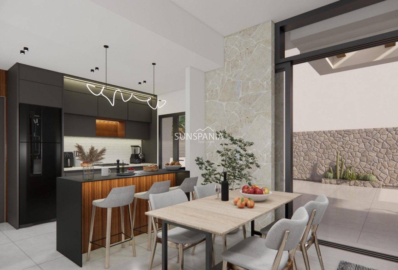 Obra nueva - Chalet -
Los Montesinos - La Herrada