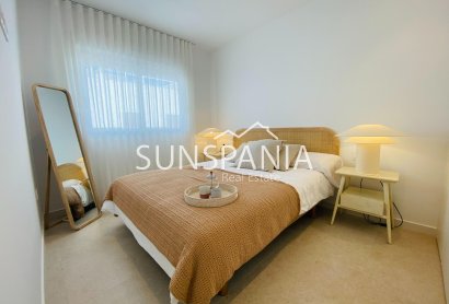 Obra nueva - Piso -
Pilar de la Horadada - pueblo