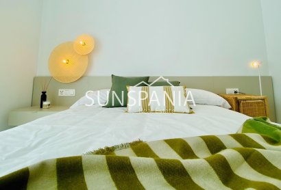 Obra nueva - Piso -
Pilar de la Horadada - pueblo