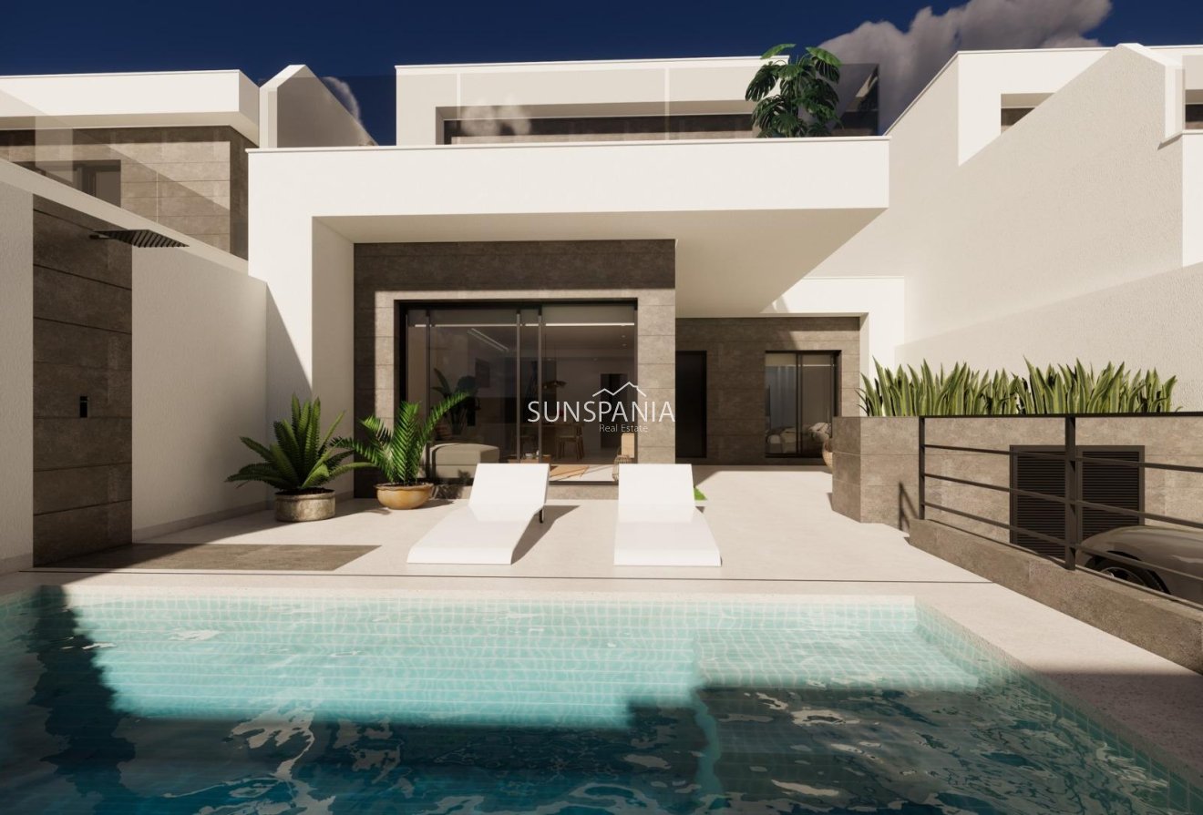 Obra nueva - Chalet -
Dolores - Pueblo