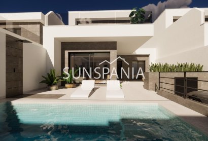 Obra nueva - Chalet -
Dolores - Pueblo