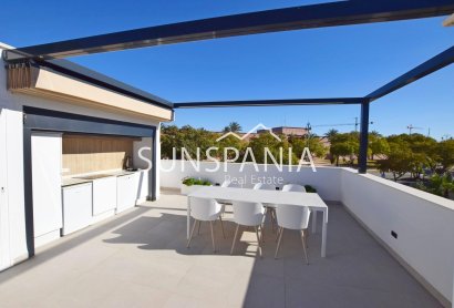 Obra nueva - Chalet -
Alhama De Murcia - Condado De Alhama