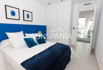 Obra nueva - Chalet -
Finestrat - Campana Garden