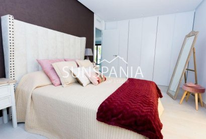 Obra nueva - Chalet -
Finestrat - Campana Garden