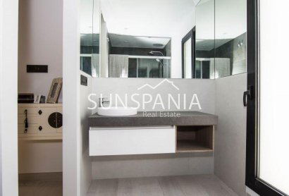 Obra nueva - Chalet -
Finestrat - Campana Garden