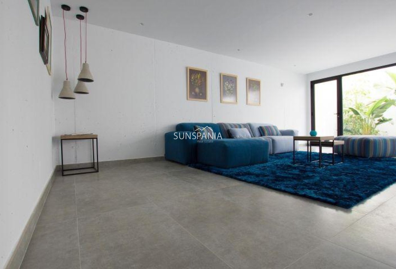 Obra nueva - Chalet -
Finestrat - Campana Garden