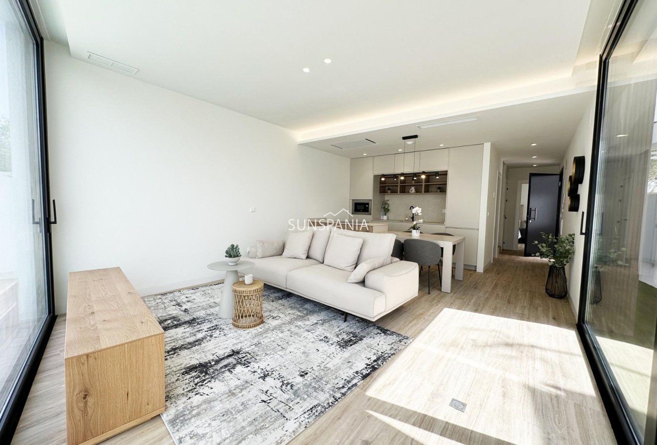 Obra nueva - Chalet -
Pilar de la Horadada - Torre De La Horadada