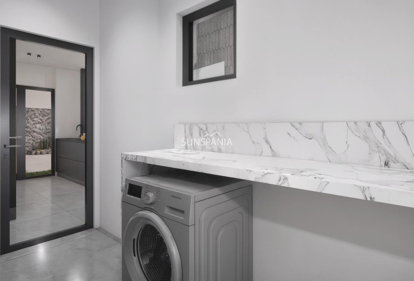 Obra nueva - Chalet -
Los Montesinos - La Herrada