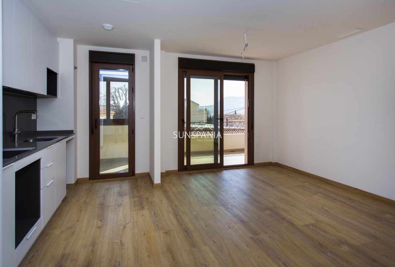 Obra nueva - Piso -
Hondón de las Nieves - El Salero