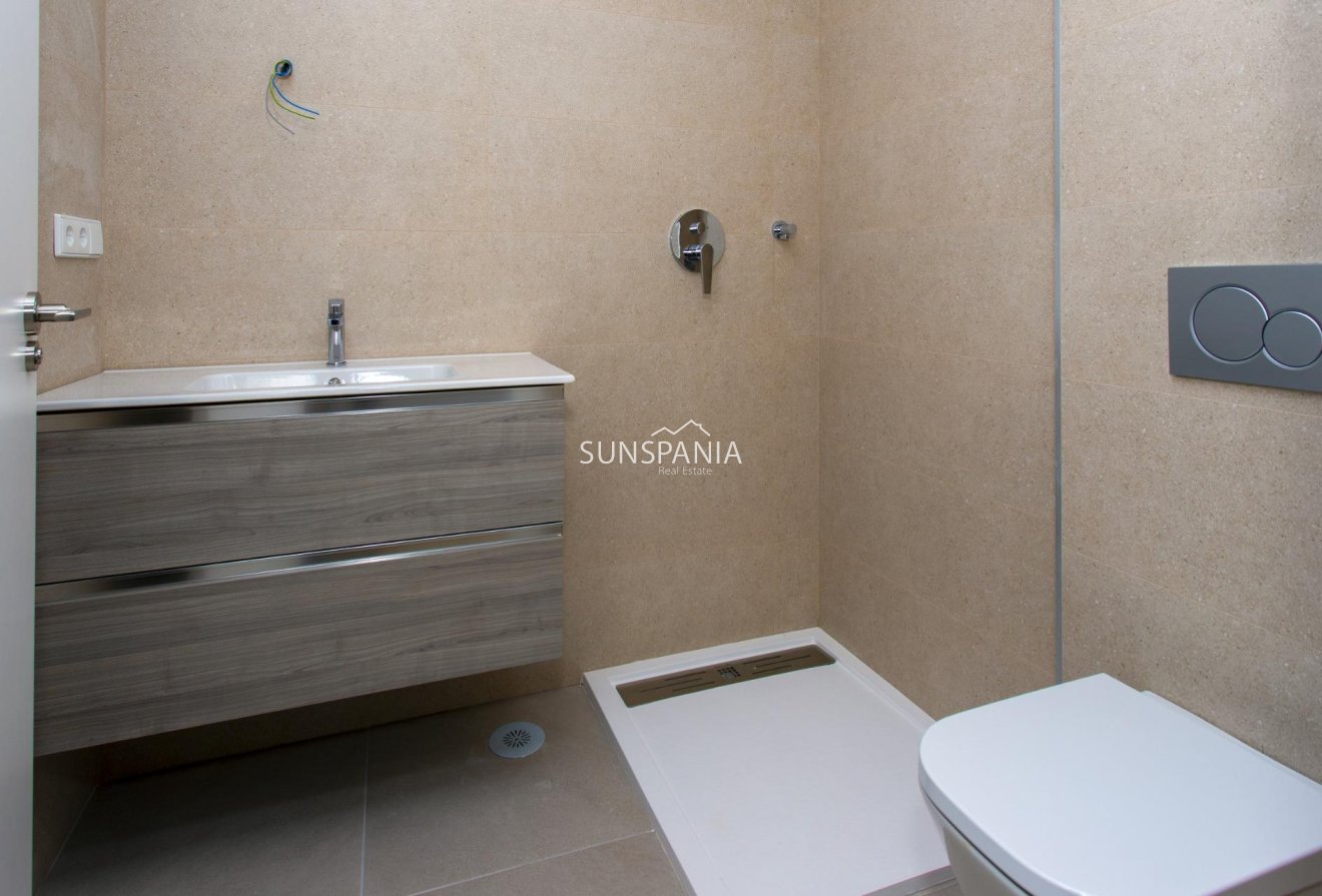 Obra nueva - Piso -
Hondón de las Nieves - El Salero