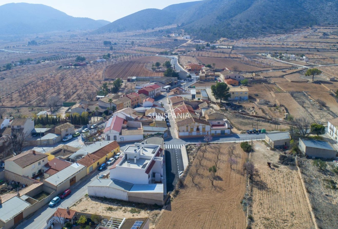 Obra nueva - Piso -
Hondón de las Nieves - El Salero