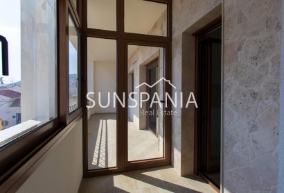 Obra nueva - Piso -
Hondón de las Nieves - El Salero