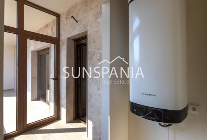 Obra nueva - Piso -
Hondón de las Nieves - El Salero