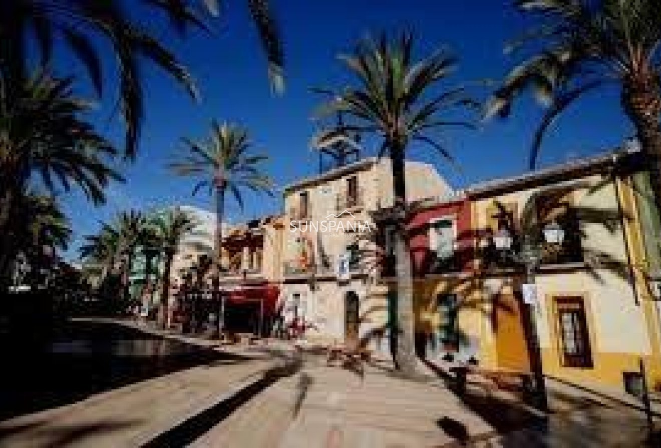 Obra nueva - Piso -
Hondón de las Nieves - El Salero