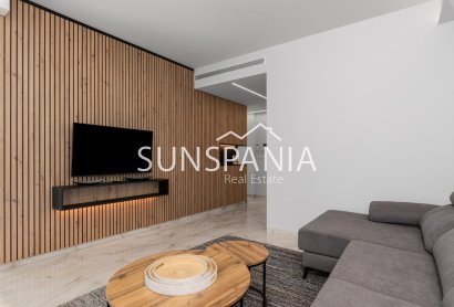 Obra nueva - Chalet -
Algorfa - La Finca Golf