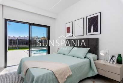 Obra nueva - Chalet -
Algorfa - La Finca Golf