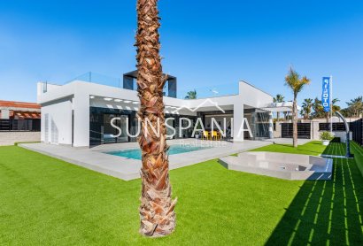 Obra nueva - Chalet -
Algorfa - La Finca Golf