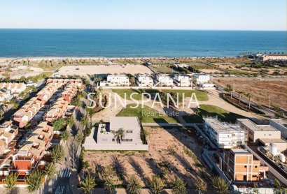 Obra nueva - Chalet -
Pilar de la Horadada