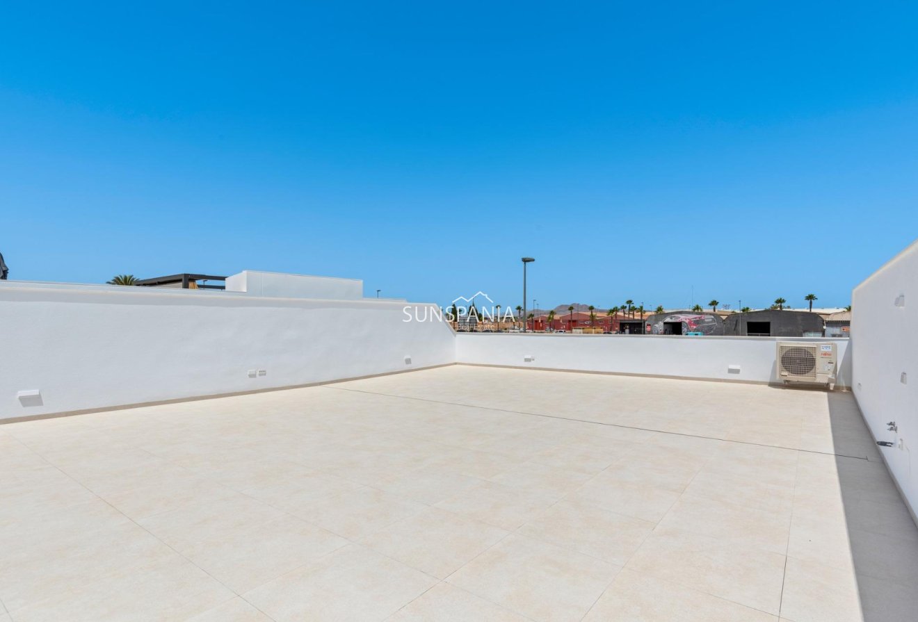 Obra nueva - Chalet -
Los Alcazares - Serena Golf