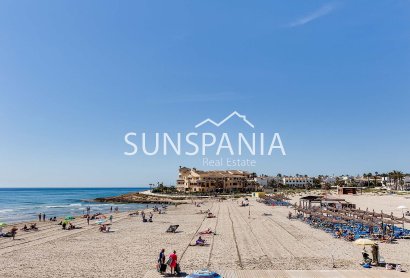 Obra nueva - Chalet -
Orihuela Costa - La Zenia