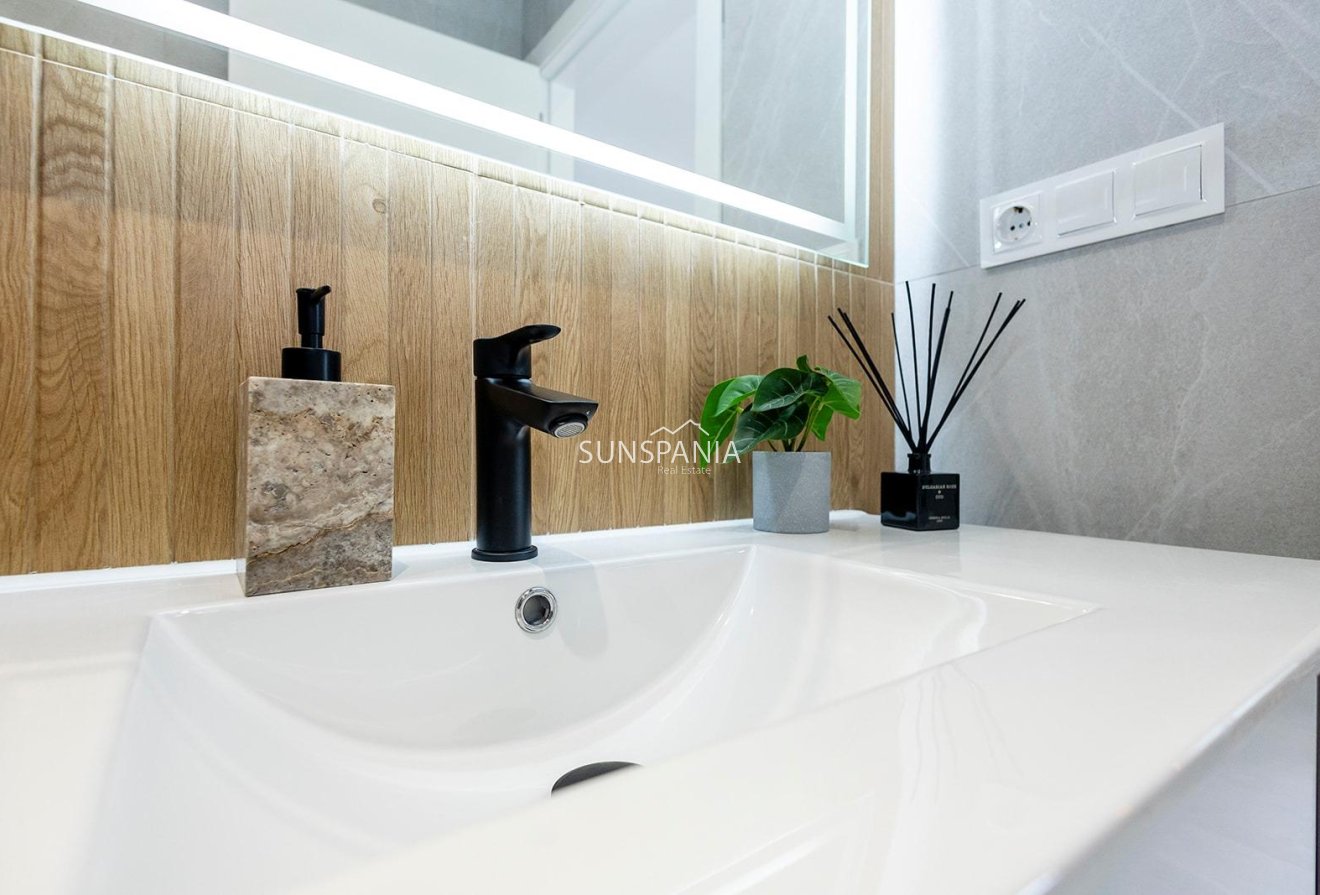 Obra nueva - Chalet -
Orihuela - Vistabella Golf